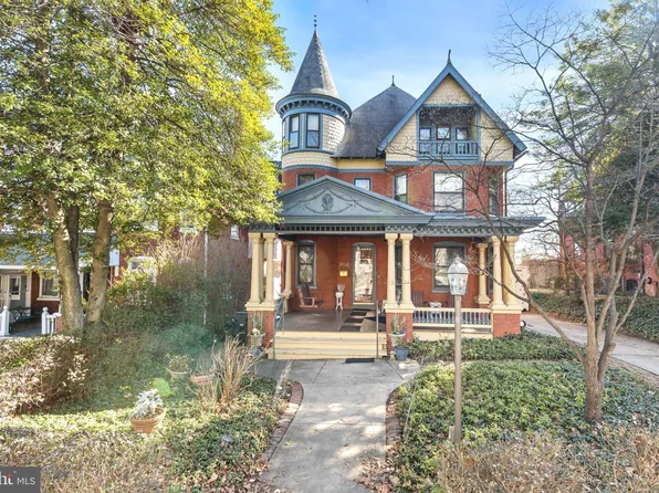 904 N Broom St, Wilmington, DE 19806