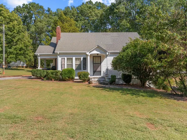 143 Academy St, Jonesville, SC 29353