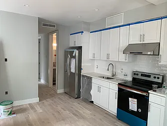 Rented by Hudson Exclusive