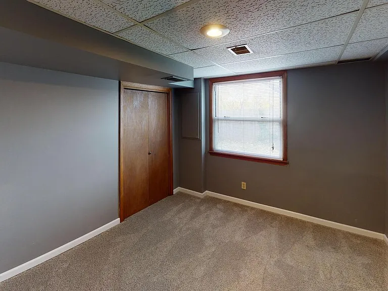 9230 Main St — Photo 13