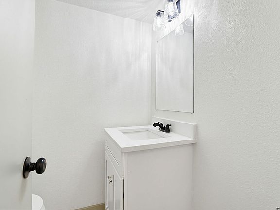 5th image of 8415 TIMBER CREST ST