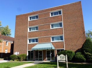 3261 Warrensville Center Rd APT 402, Shaker Heights, OH 44122