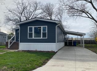 122 Driftwood Dr, Pt Clinton, OH 43452