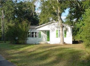 10641 NW Clay St, Bristol, FL 32321