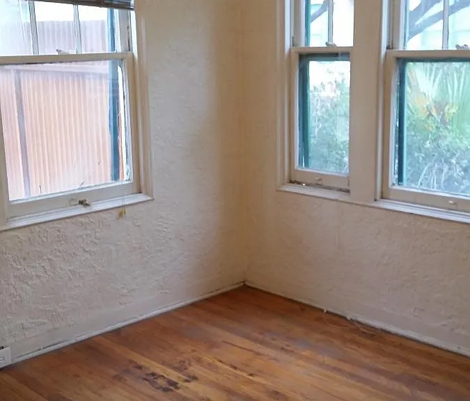 1128 N Tyndall Ave #4 — Photo 7