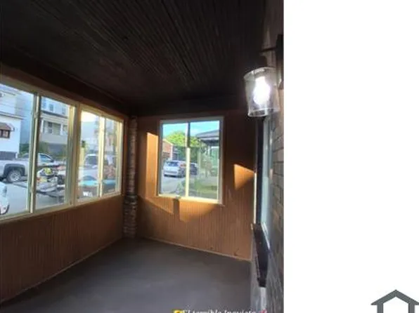 115 W 8th Ave, Tarentum, PA 15084