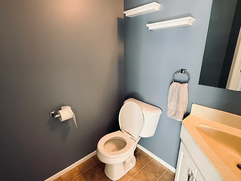 1688 Pinewind Dr — Photo 7