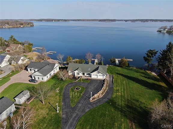 4th image of 16555 Bear Rd