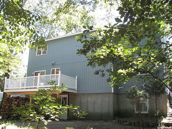 2nd image of 25 Richards Dr