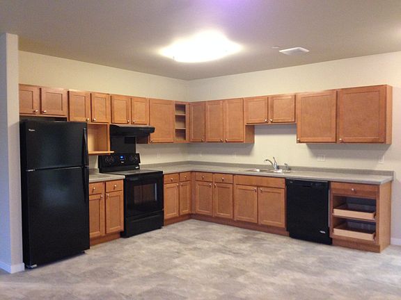 5th image of 289 E Huron St APT 0002