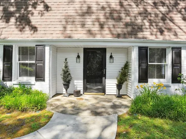 4234 Long Branch Ct, Atlanta, GA 30319