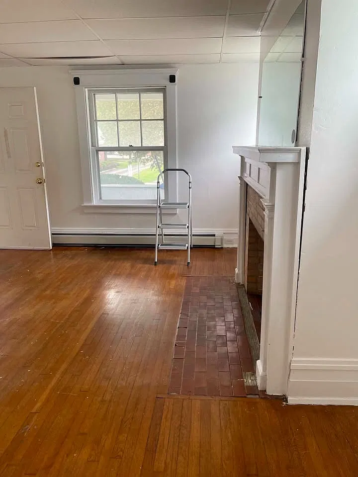 17 White St — Photo 1