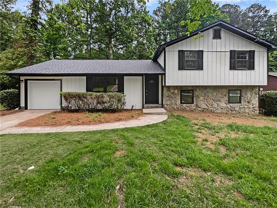 1st image of 1450 Bentley Woods Ln