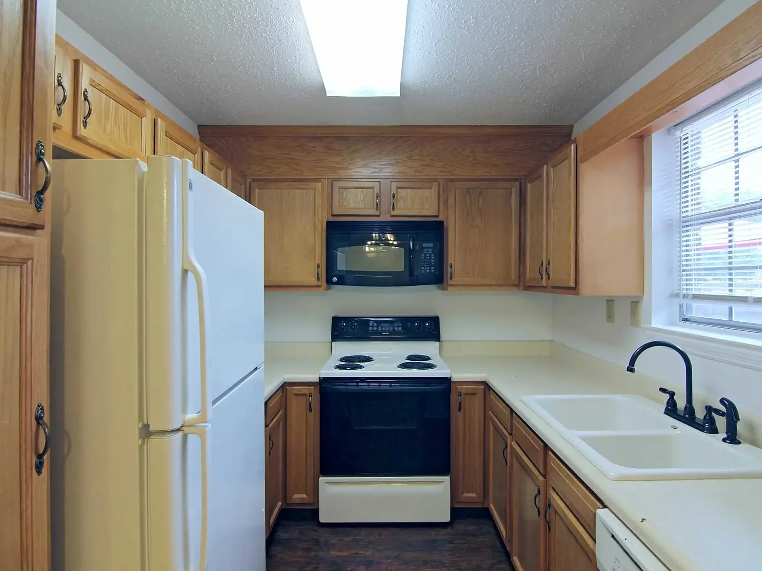 Waverly Villas — Photo 3