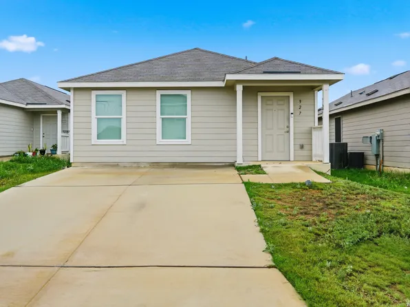 927 Magrum Way, San Antonio, TX 78221