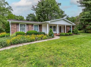 409 E Woodridge Dr, Bloomington, IN 47408