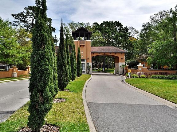 Beautiful Entrance to Summer House