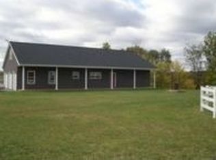 1308 Ava Rd, Murphysboro, IL 62966