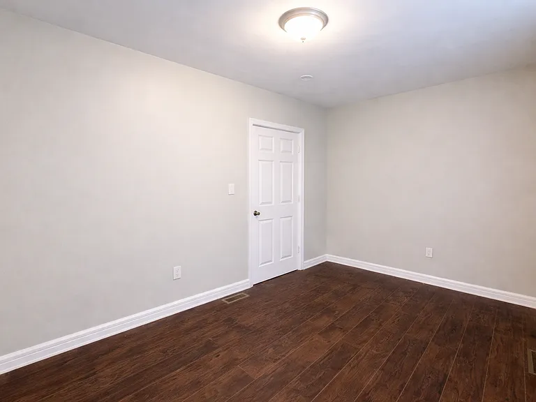 89 Ingraham Pl — Photo 13