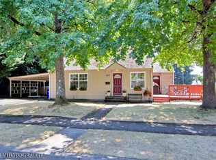 385 W Fairfield St, Gladstone, OR