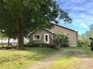7976 Jennings Rd, Eden, NY 14057