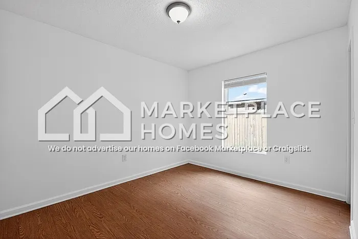 2167 Thomas Ct — Photo 17