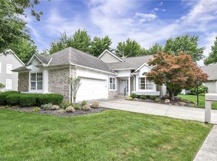 3674 Guilford Ct, Westlake, OH 44145