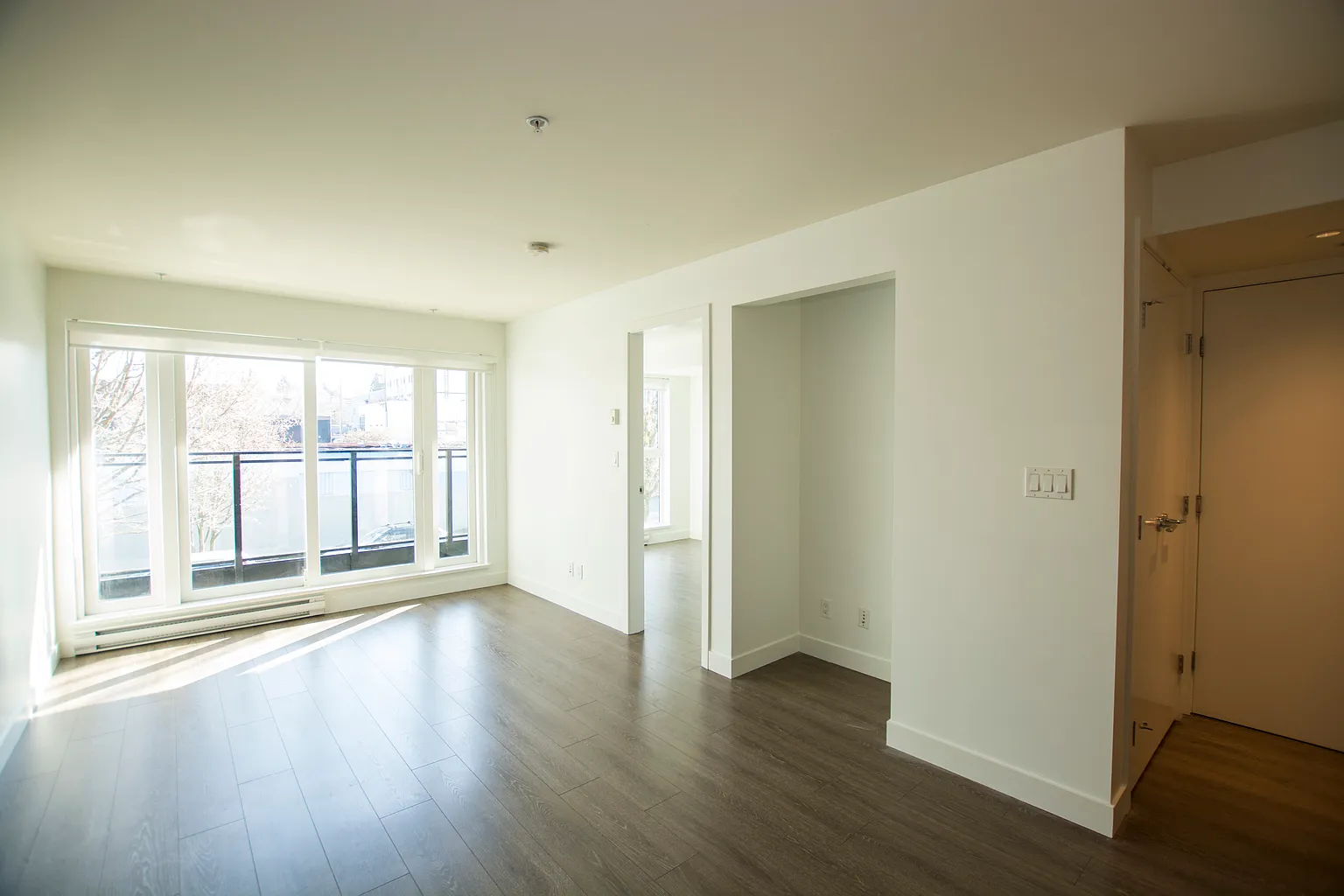 1588 Hastings St E #227 photo 1