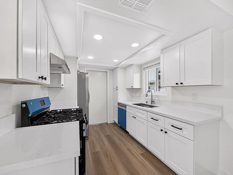 6651 Western Ave #4 — Photo 9