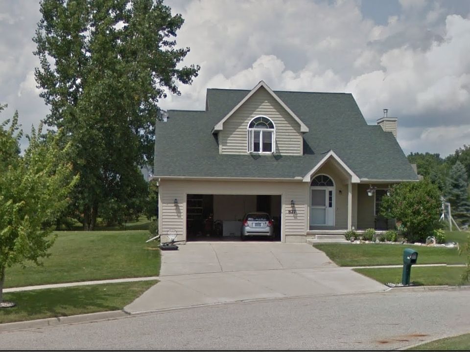 1st image of 827 Charrington Ct