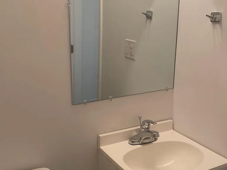 703 Shady Ln #A — Photo 6
