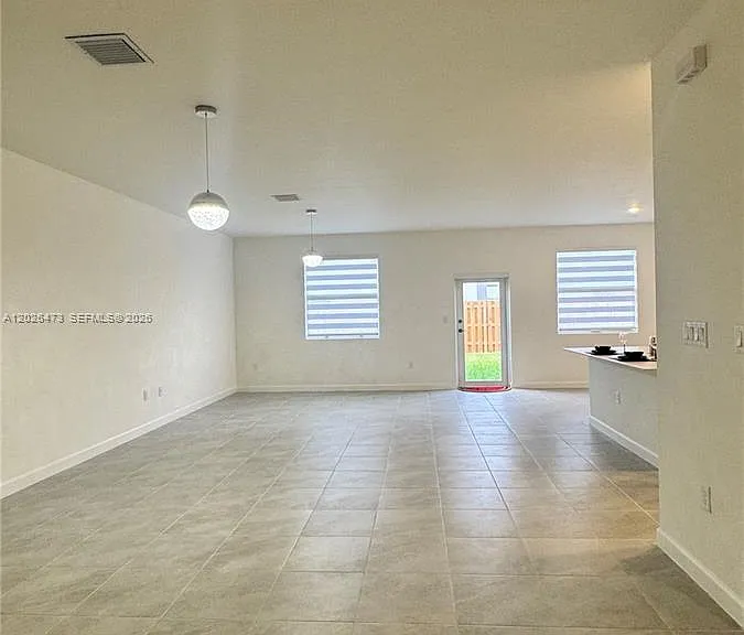 19479 SW 340th St #1 — Photo 5
