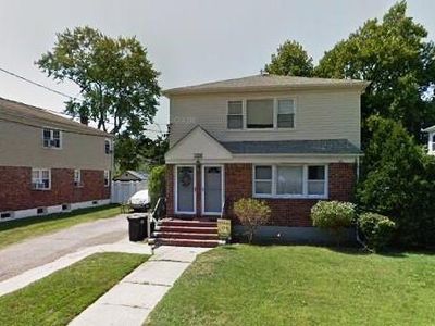 12 Olive Place, Lynbrook, NY, 11563