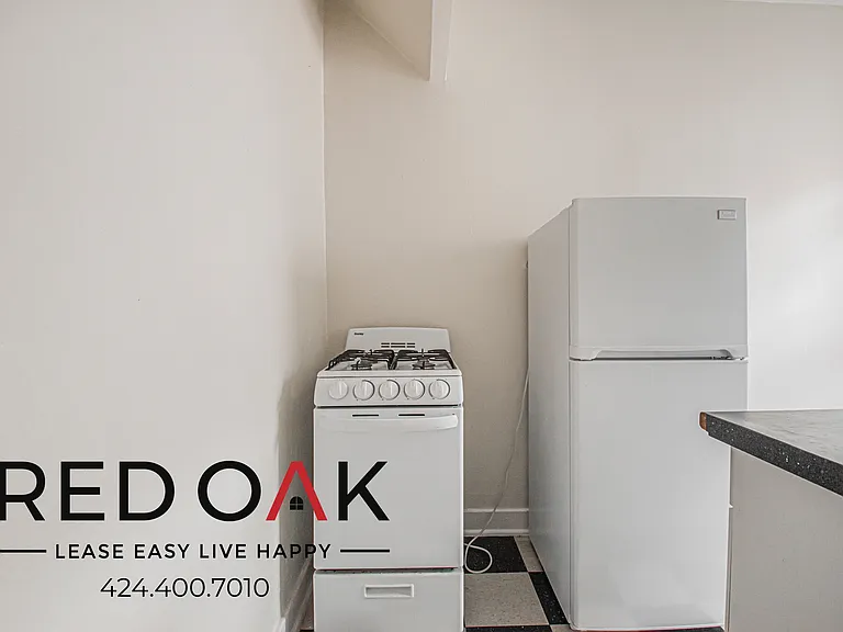 447 S Grand View St #307 — Photo 6