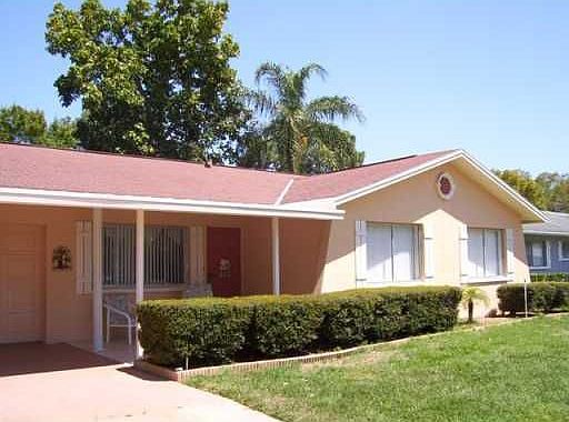 Home for Sale in Seminole, FL $137,500