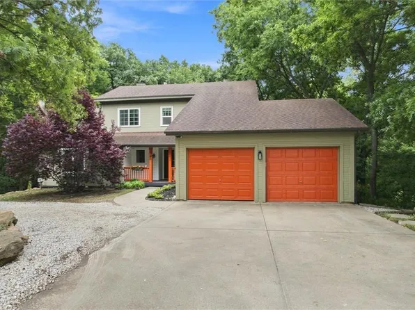 15421 Kansas Ave, Basehor, KS 66007