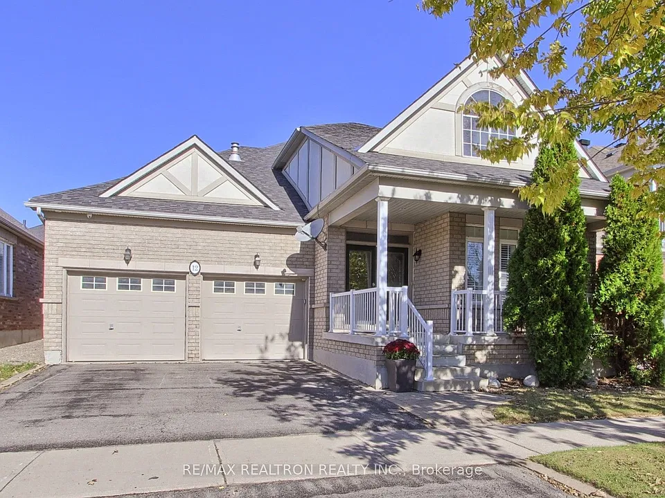 12 Victoria Wood Ave