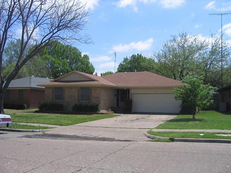 1st image of 1114 Mayfield Ave