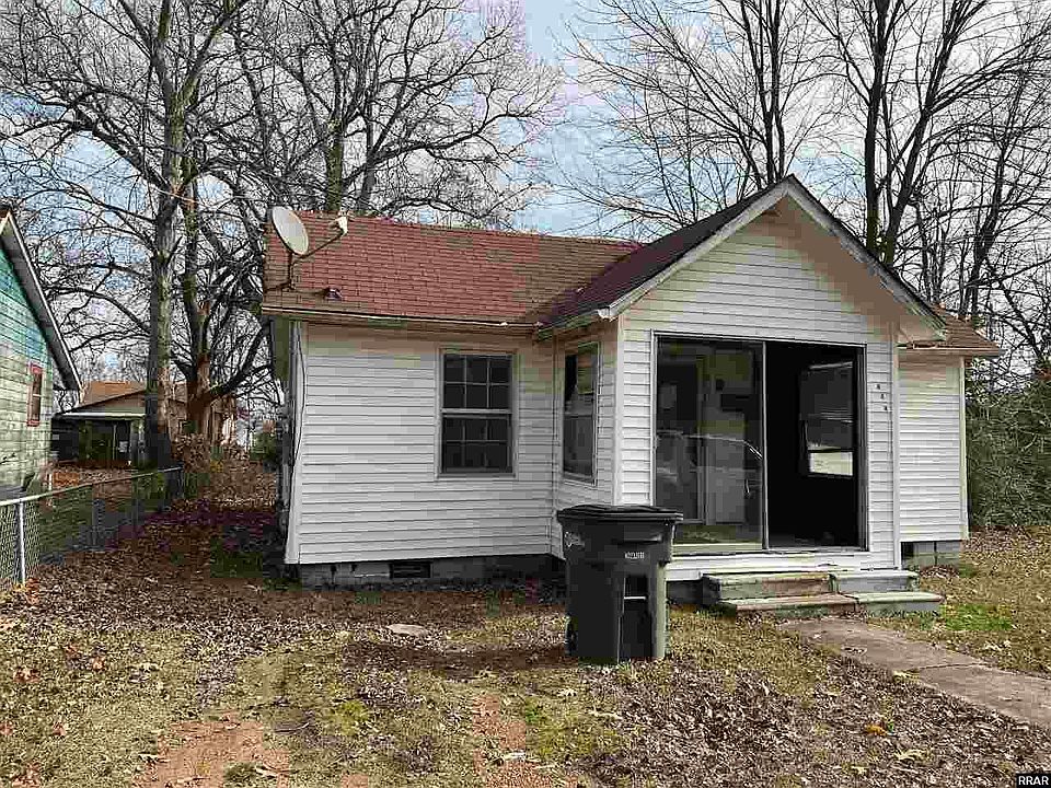 1st image of 207 N Taylor St