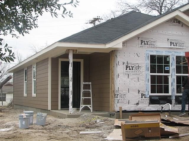 1st image of 603 E Woodin Blvd