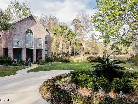 4th image of 3733 Arrowhead Dr