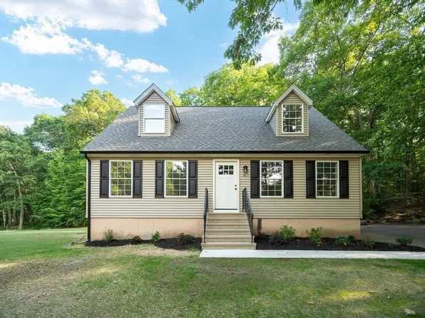 60 Killiney Woods, Millville, MA 01529