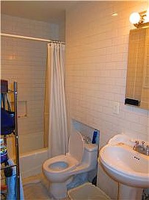 5th image of 322 W 101st St APT 2