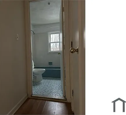 2 Filbert St #4 — Photo 4