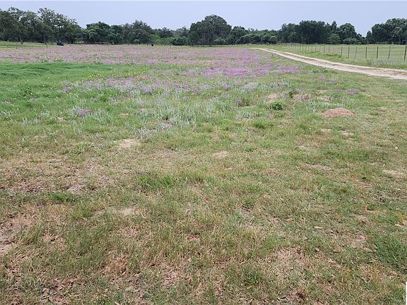 2nd image of 4220 County Road 421