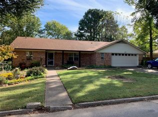 126 Meadors Dr, Alma, AR 72921