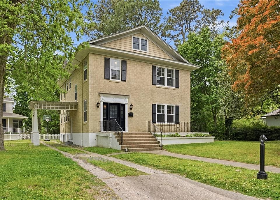1st image of 1509 Runnymede Rd