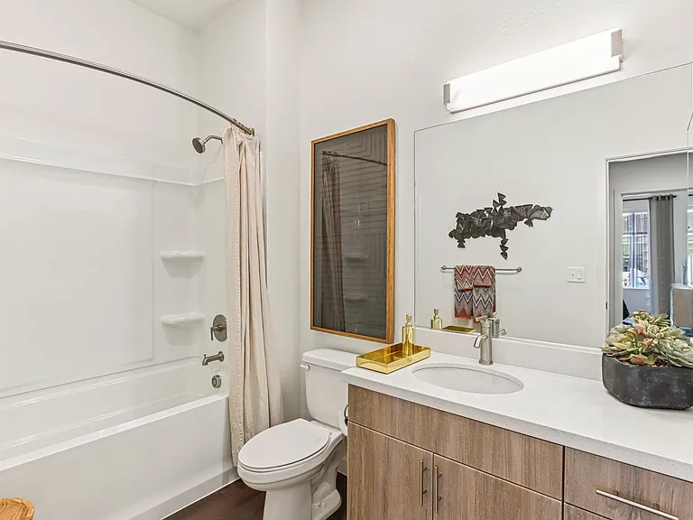 DC Heights Apartments — Photo 115