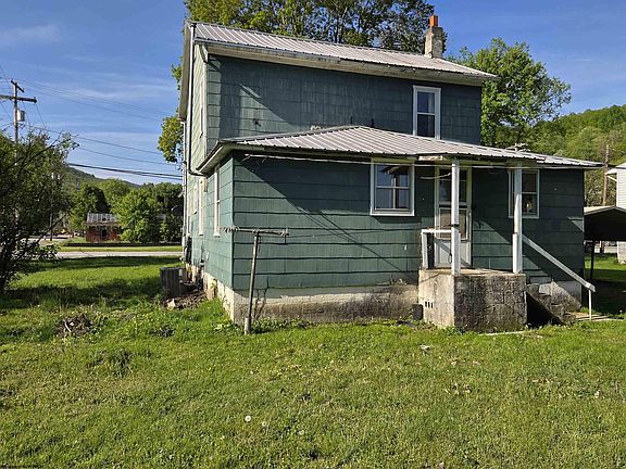 4th image of 115 Davis St