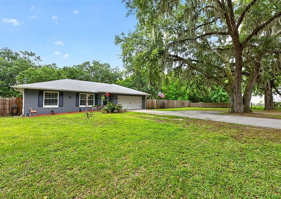 1st image of 2385 Lake Pickett Rd